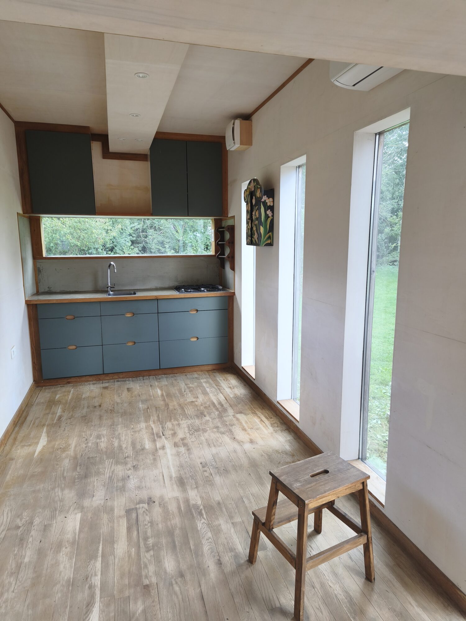 Modern tiny house - Image 3