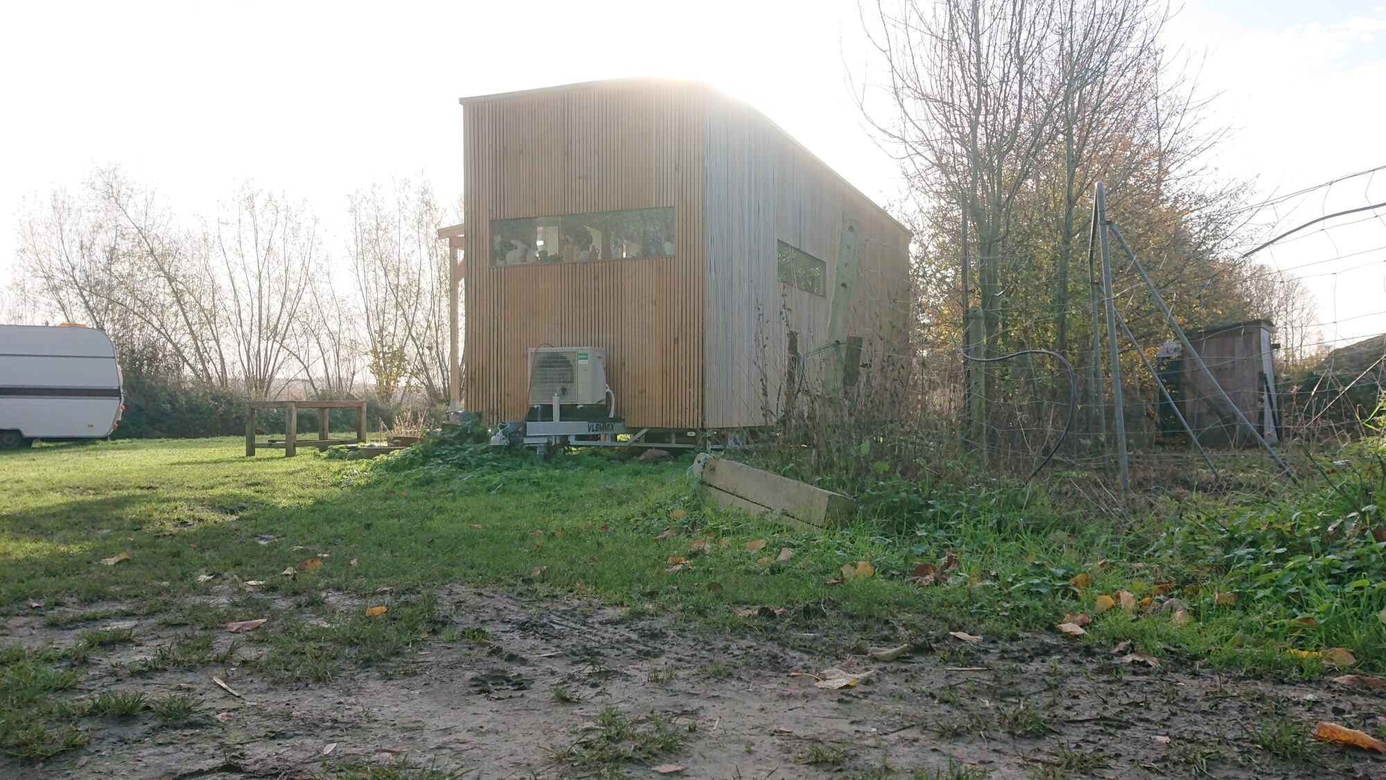 Modern tiny house - Image 6