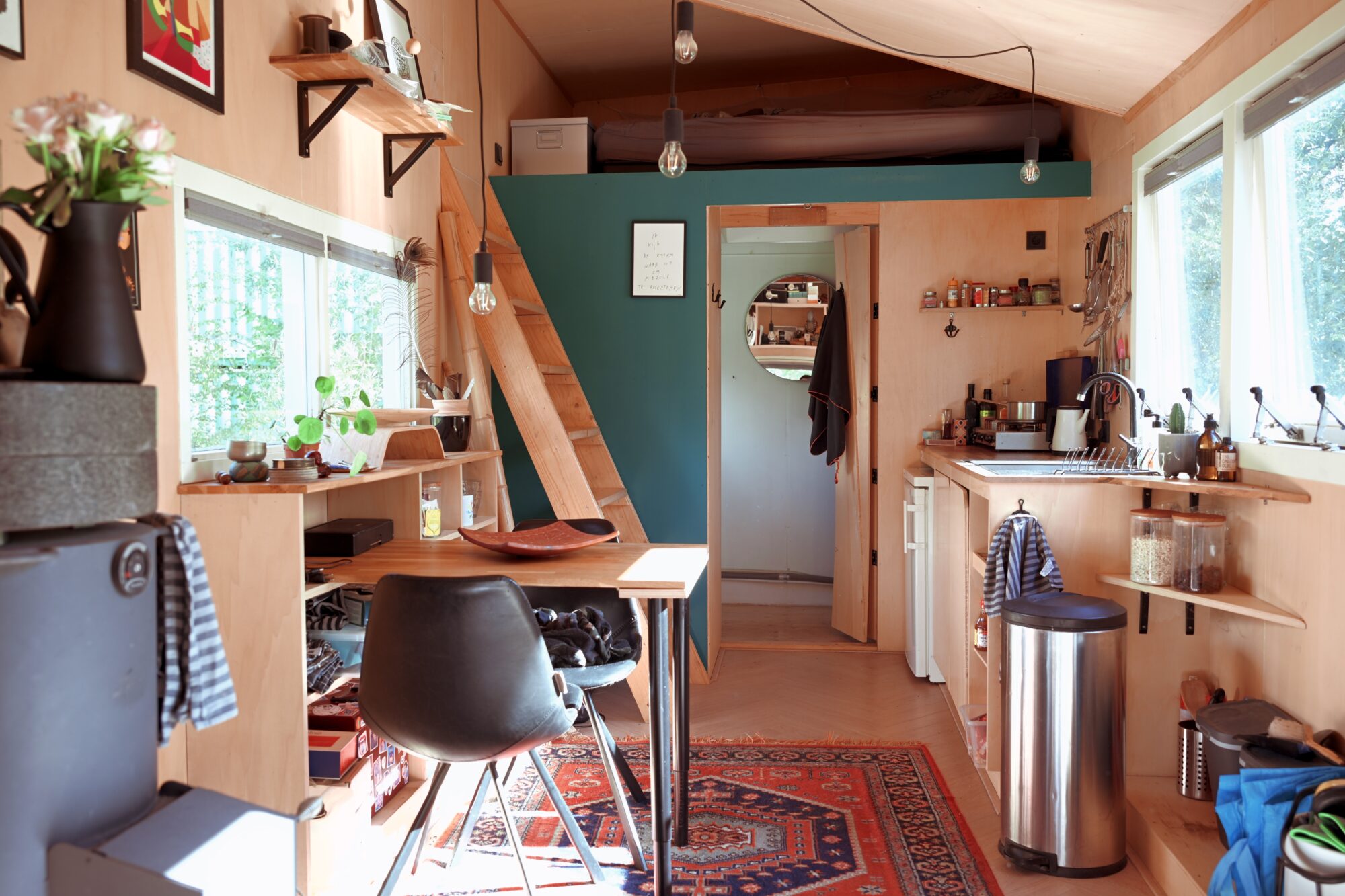 Tiny House op wielen in Delft - Afbeelding 2