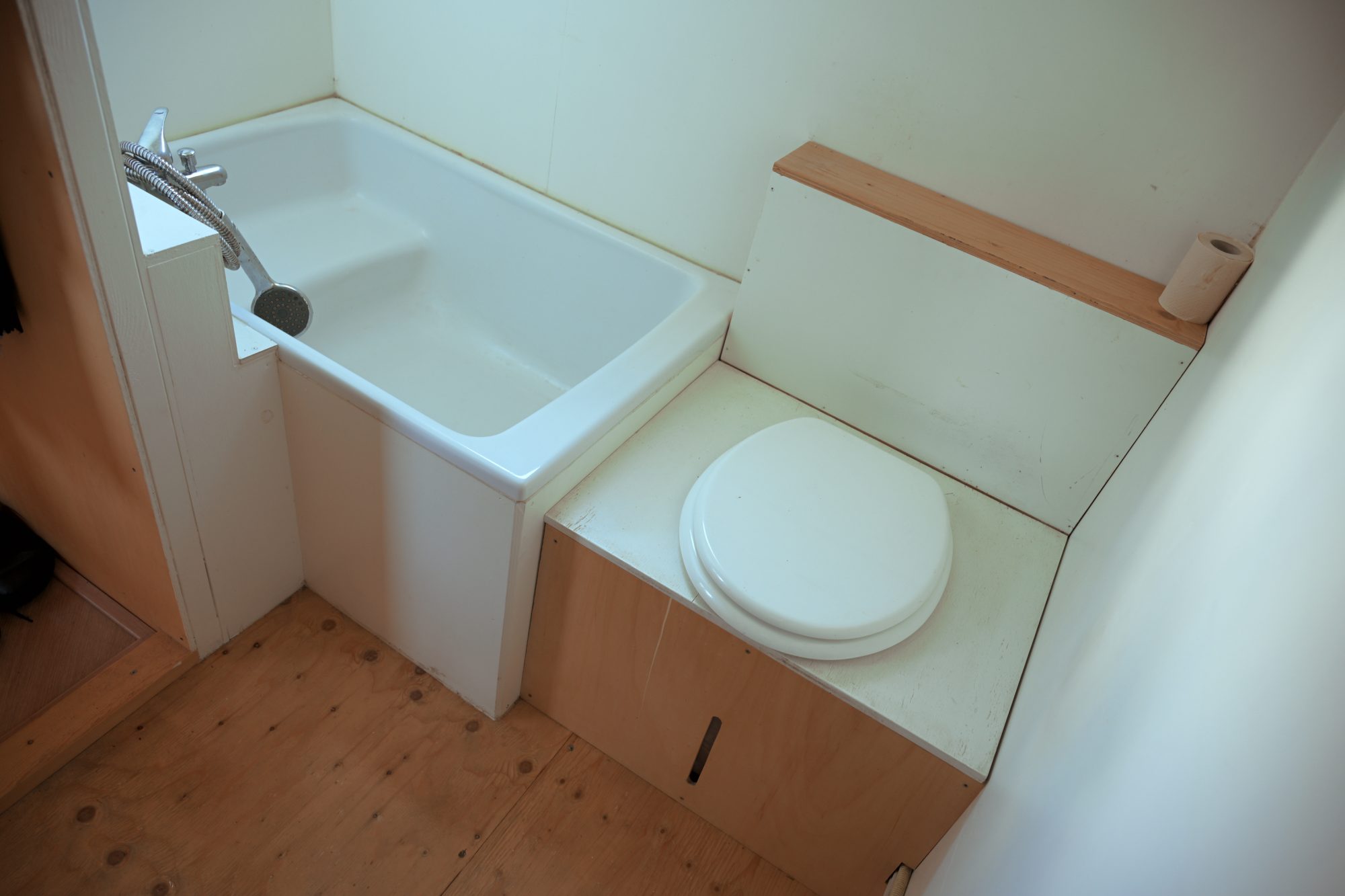 Tiny House op wielen in Delft - Afbeelding 8